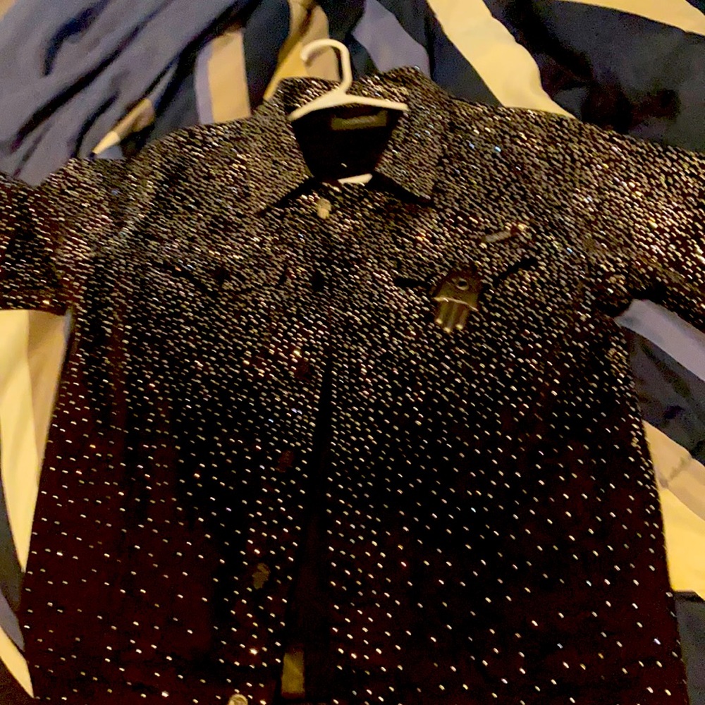 studded jacket KASH BRAND size medium only worn once, beautiful jacket